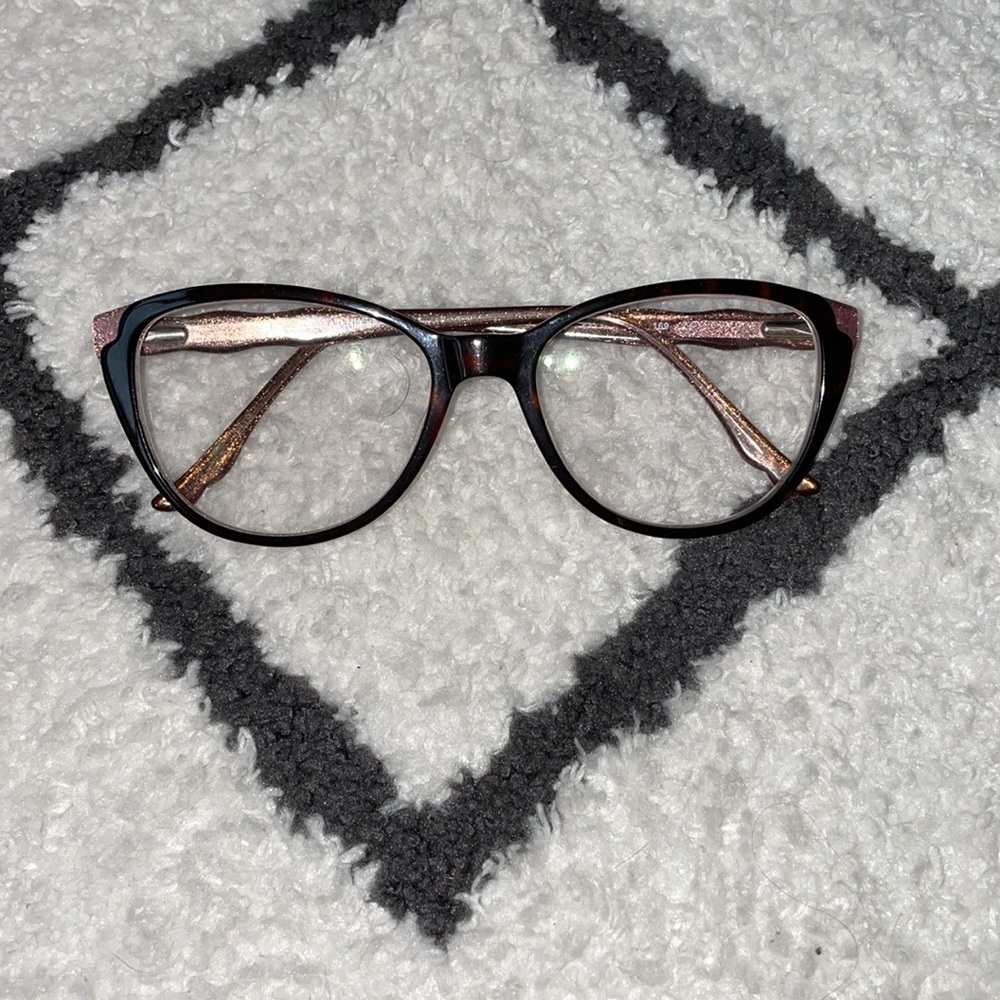 Jenny MacArthy eyeglasses. Used in great condition.